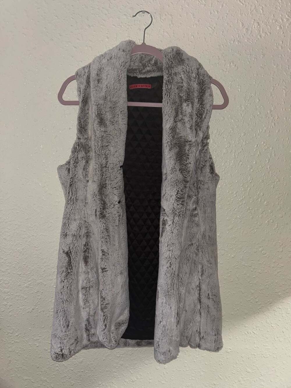 Alice + Olivia Faux Fur Vest Size S Gray Quilted